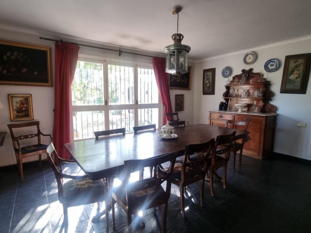 6 Soveroms Villa i Marbella