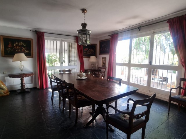 6 Soveroms Villa i Marbella