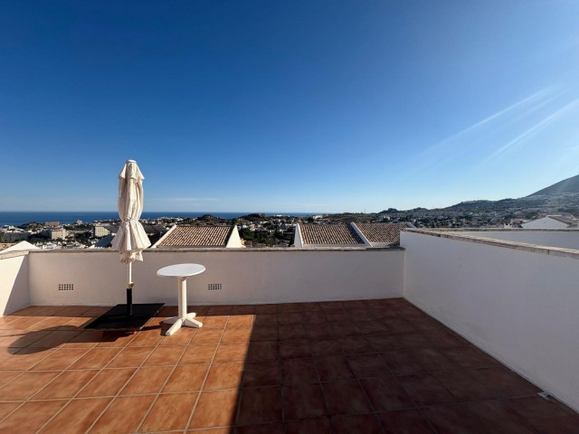 Maison mitoyenne avec 3 Chambres  à Benalmadena