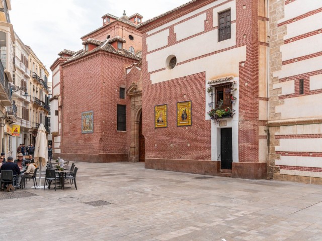 2 Bedrooms Apartment in Málaga Centro