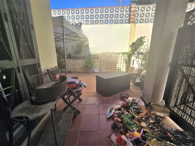 4 Bedrooms Villa in Playamar