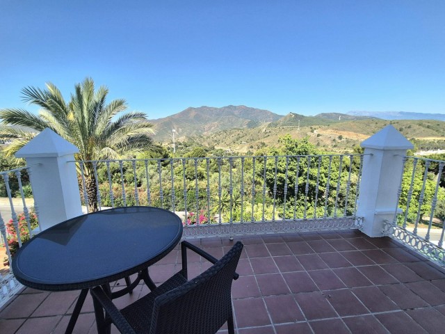 3 Bedrooms Villa in Alhaurin Golf