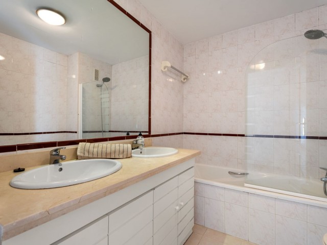2 Soveroms Leilighet i Torrequebrada