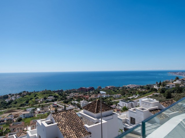 3 Bedrooms Apartment in Benalmadena