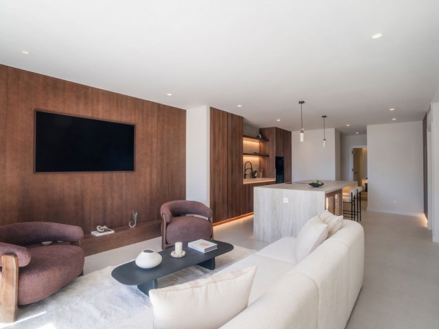 Appartement avec 4 Chambres  à Nueva Andalucía