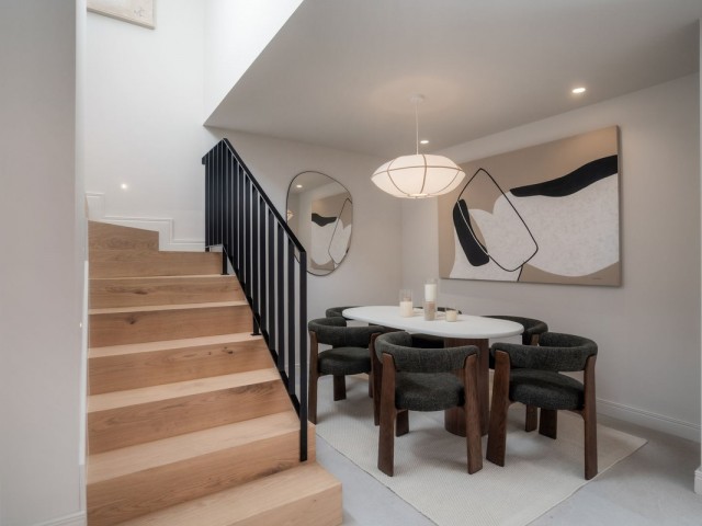 Appartement avec 4 Chambres  à Nueva Andalucía