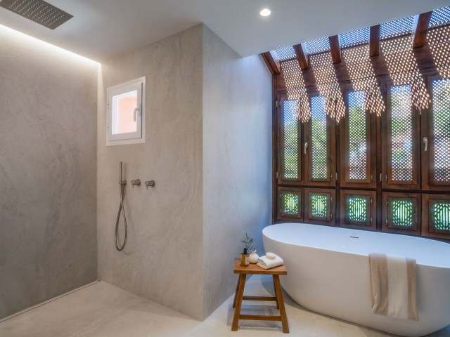 Appartement avec 4 Chambres  à Nueva Andalucía