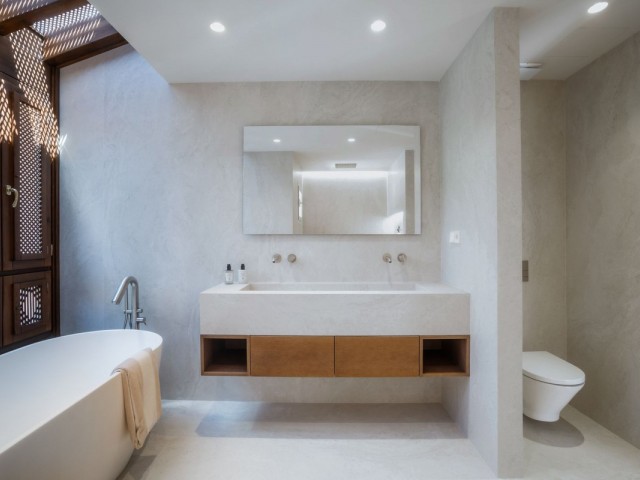 Appartement avec 4 Chambres  à Nueva Andalucía