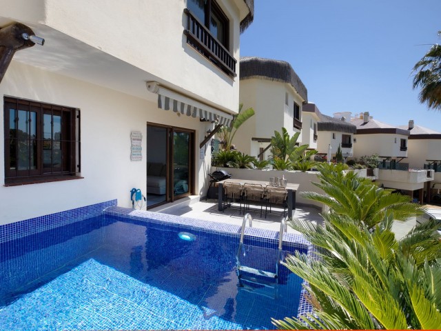 4 Bedrooms Villa in Riviera del Sol
