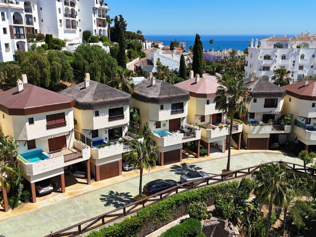 4 Schlafzimmer Villa in Riviera del Sol