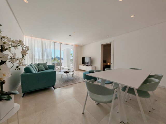 Apartamento con 2 Dormitorios  en Ojén