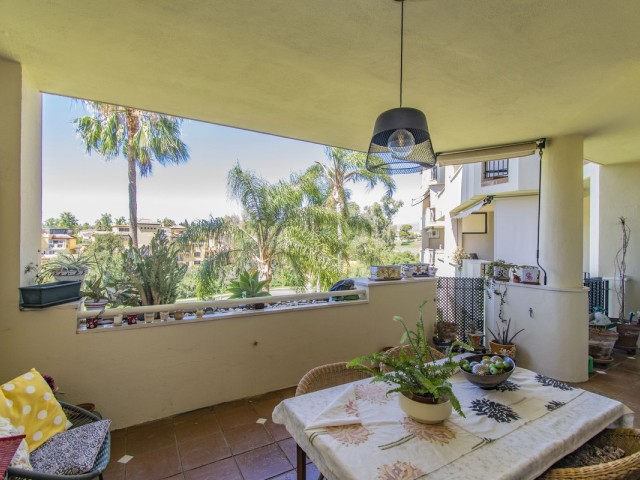 Huoneisto, Guadalmina Alta, R4766056