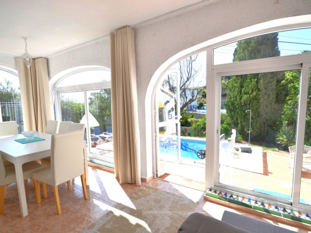Villa con 3 Dormitorios  en Mijas