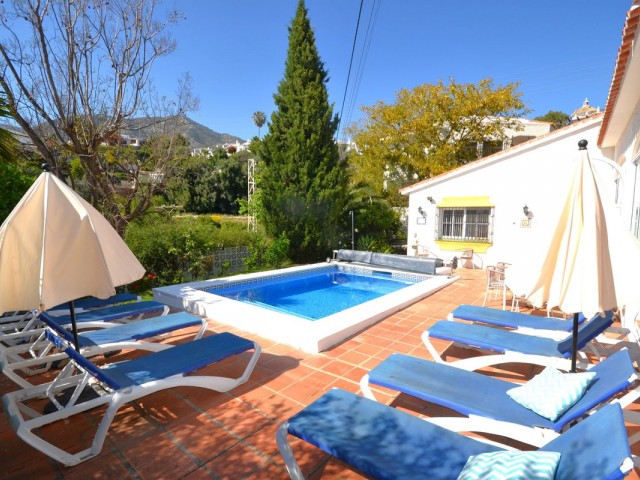 Villa con 3 Dormitorios  en Mijas