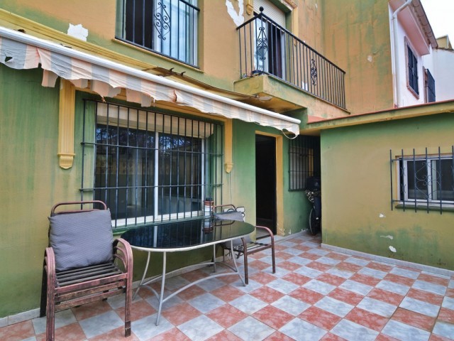 4 Bedrooms Townhouse in Fuengirola
