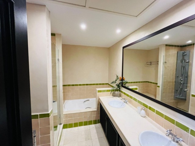 2 Soveroms Villa i Sotogrande