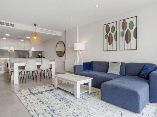 Apartment, El Chaparral, R5051272