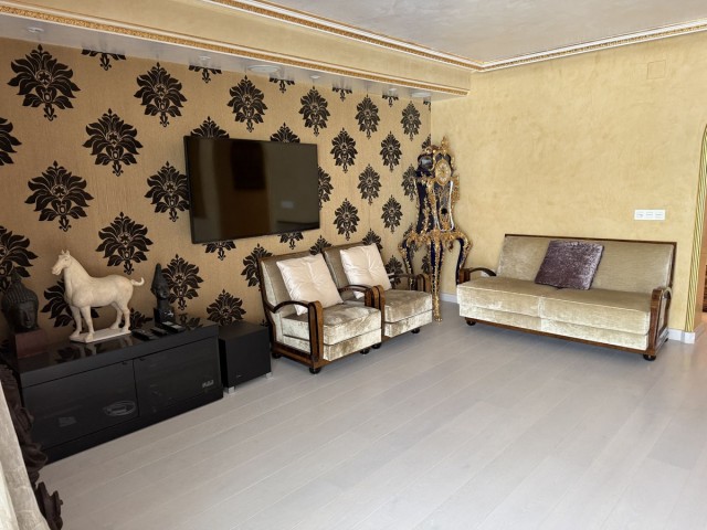 4 Makuuhuoneen Huoneisto Puerto Banús