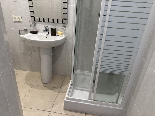 4 Makuuhuoneen Huoneisto Puerto Banús