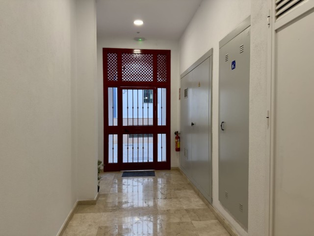 Commercial avec 0 Chambres  à San Pedro de Alcántara