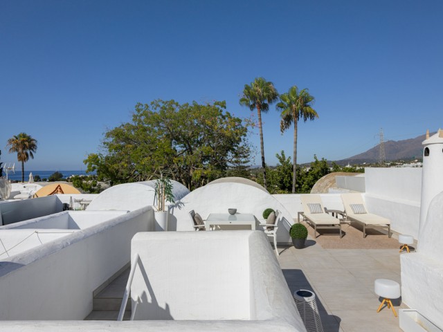 Maison mitoyenne avec 3 Chambres  à Estepona