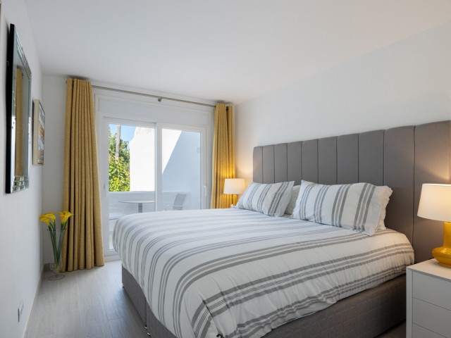 Maison mitoyenne avec 3 Chambres  à Estepona