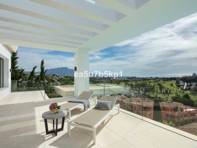 7 Bedrooms Villa in Benahavís
