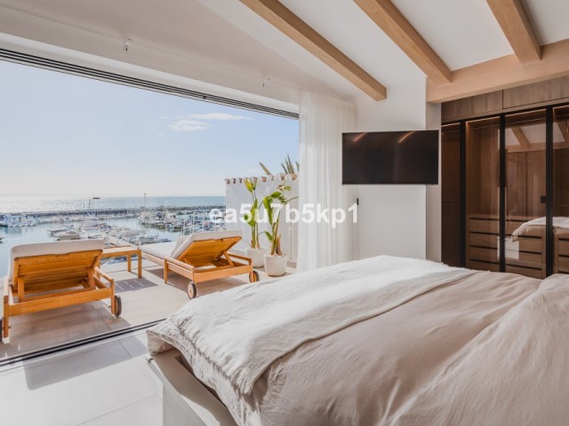 Kattohuoneisto Puerto Banús