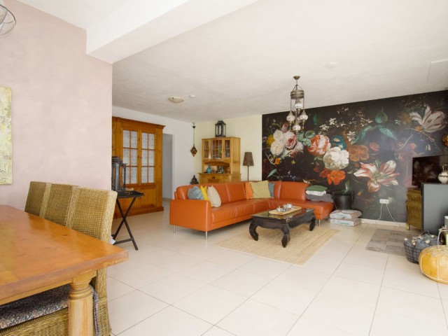 Villa avec 4 Chambres  à Alhaurín el Grande