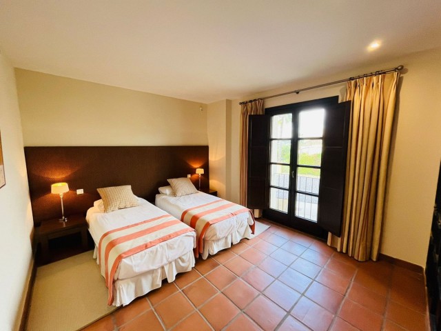 3 Bedrooms Villa in Sotogrande