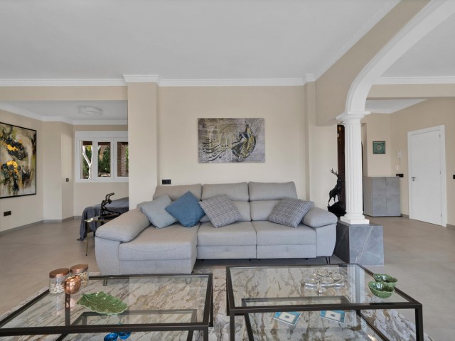 Villa avec 9 Chambres  à Benalmadena