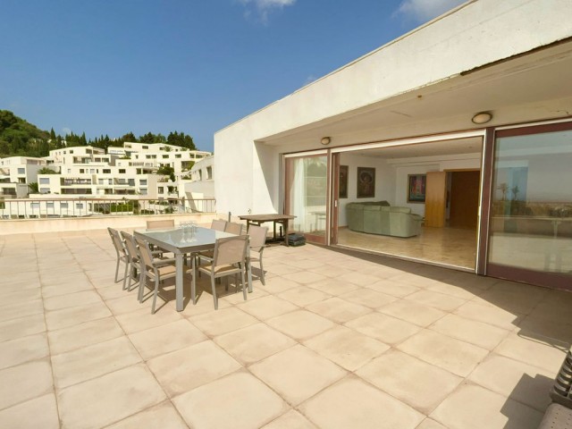 Penthouse i Altos de los Monteros