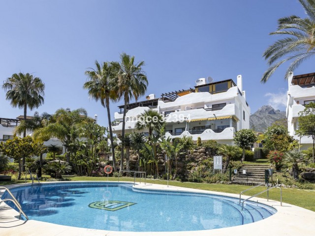 4 Bedrooms Townhouse in Nagüeles