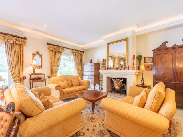 7 Schlafzimmer Villa in San Roque Club