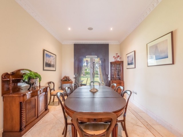 7 Schlafzimmer Villa in San Roque Club