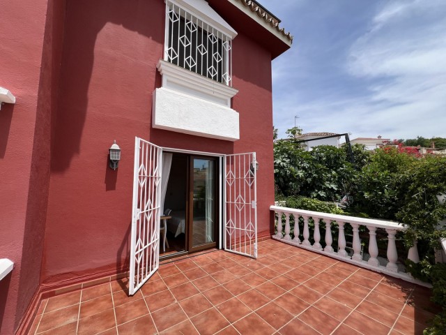 8 Makuuhuoneen Huvila Marbella