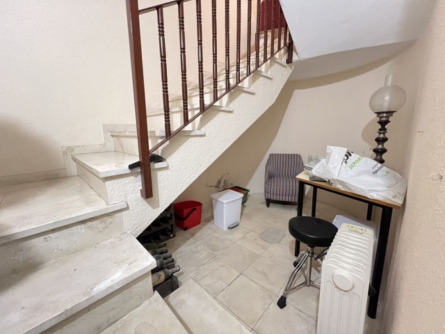Villa con 8 Dormitorios  en Marbella