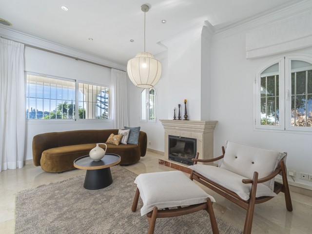 7 Sovrums Villa i Nueva Andalucía