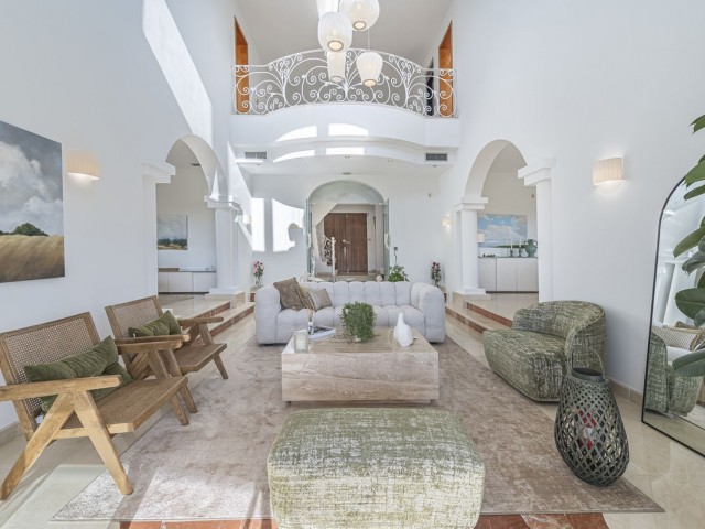 7 Sovrums Villa i Nueva Andalucía