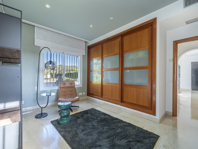 7 Sovrums Villa i Nueva Andalucía