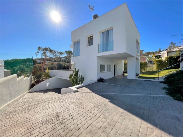 Villa con 4 Dormitorios  en La Cala Golf