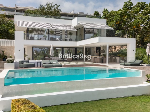 Villa, Nueva Andalucia, R4922260