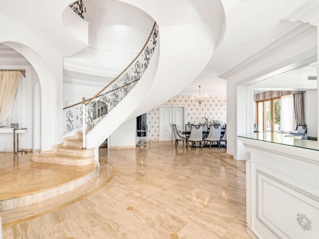 16 Slaapkamer Villa in Benahavís