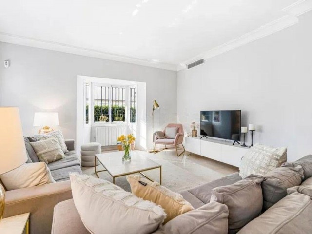 5 Schlafzimmer Reihenhaus in San Pedro de Alcántara