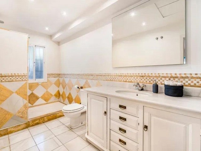 5 Schlafzimmer Reihenhaus in San Pedro de Alcántara