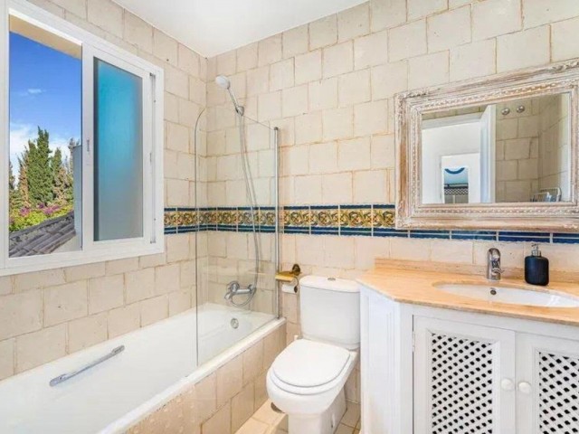 5 Schlafzimmer Reihenhaus in San Pedro de Alcántara