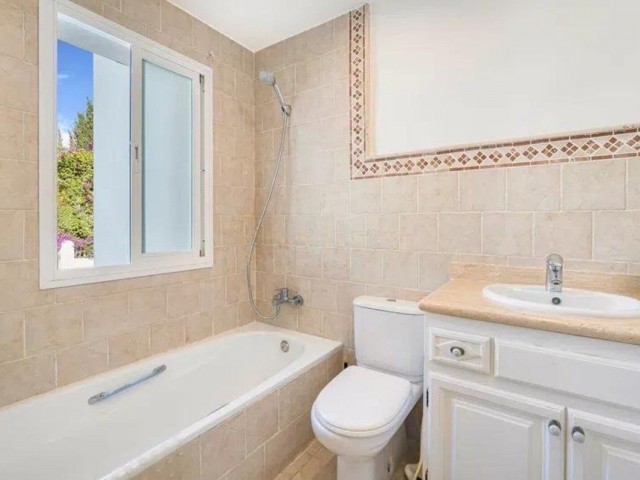 5 Schlafzimmer Reihenhaus in San Pedro de Alcántara