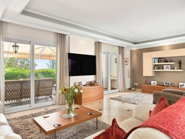 3 Schlafzimmer Reihenhaus in Nueva Andalucía