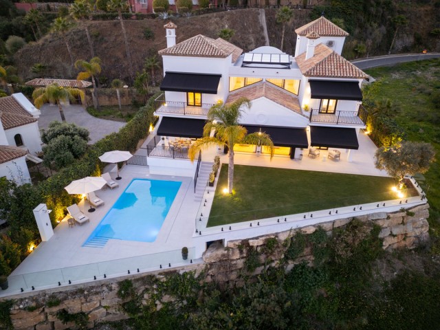 5 Sovrums Villa i La Quinta