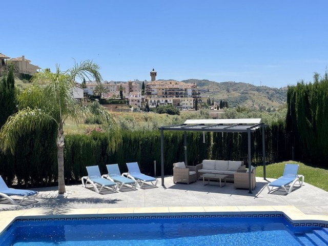 4 Bedrooms Villa in Mijas Golf